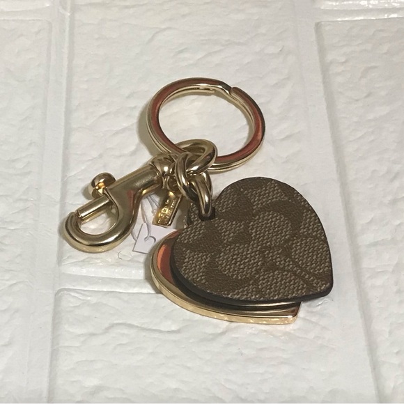 Coach Signature Hearts Key Ring Bag Charm Purse Keychain Gold / Khaki - Picture 4 of 5